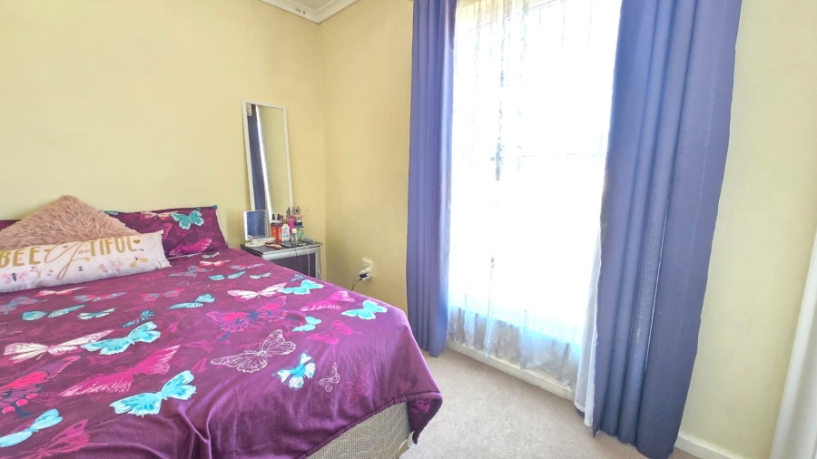 2 Bedroom Property for Sale in Strand Central Western Cape